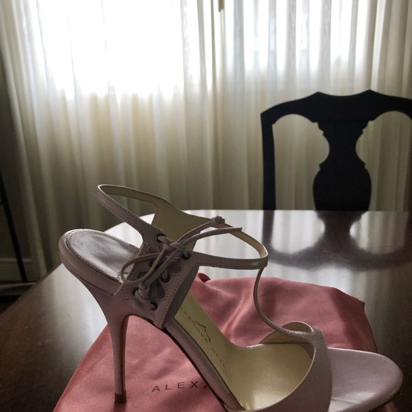 Alexandra Neel heels.Size38.Leather,made in Italy.Lovely Lilac colour - Picture 3 of 5